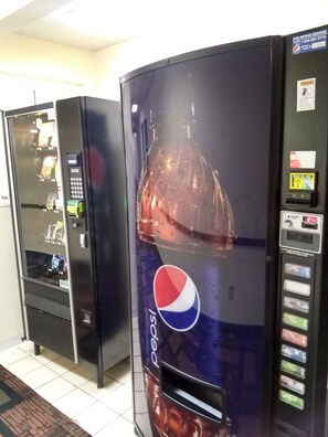 Myyntiautomaatti