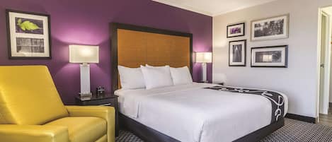 Habitació, 1 llit de matrimoni gran, no fumadors | Roba de llit d'alta qualitat i escriptori