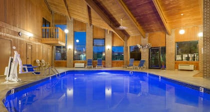 Baymont by Wyndham Lancaster
