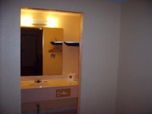 Shower, hydromassage showerhead, towels, soap