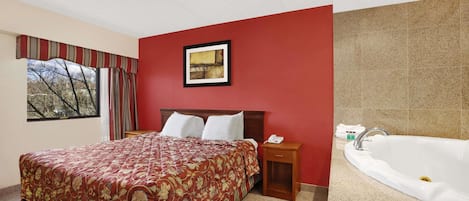 Studio-suite - 1 queensize-seng - ikke-ryger | Skrivebord, arbejdsområde til bærbare computere, strygejern/strygebræt