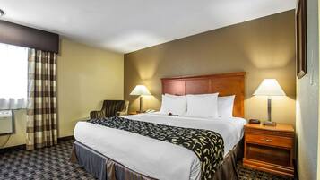 In-room safe, individually decorated, individually furnished, desk