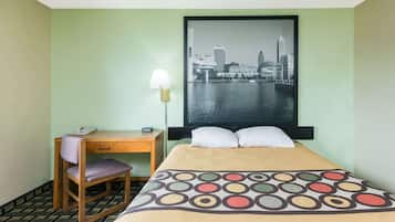 Desk, soundproofing, free cribs/infant beds, free WiFi