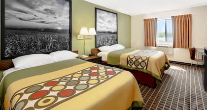 Super 8 by Wyndham Norfolk