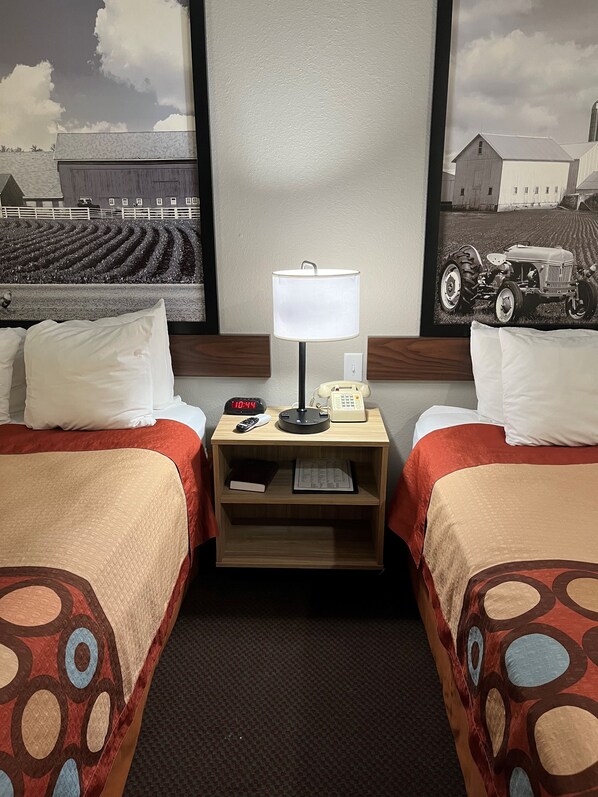 Rideaux occultants, fer et planche à repasser