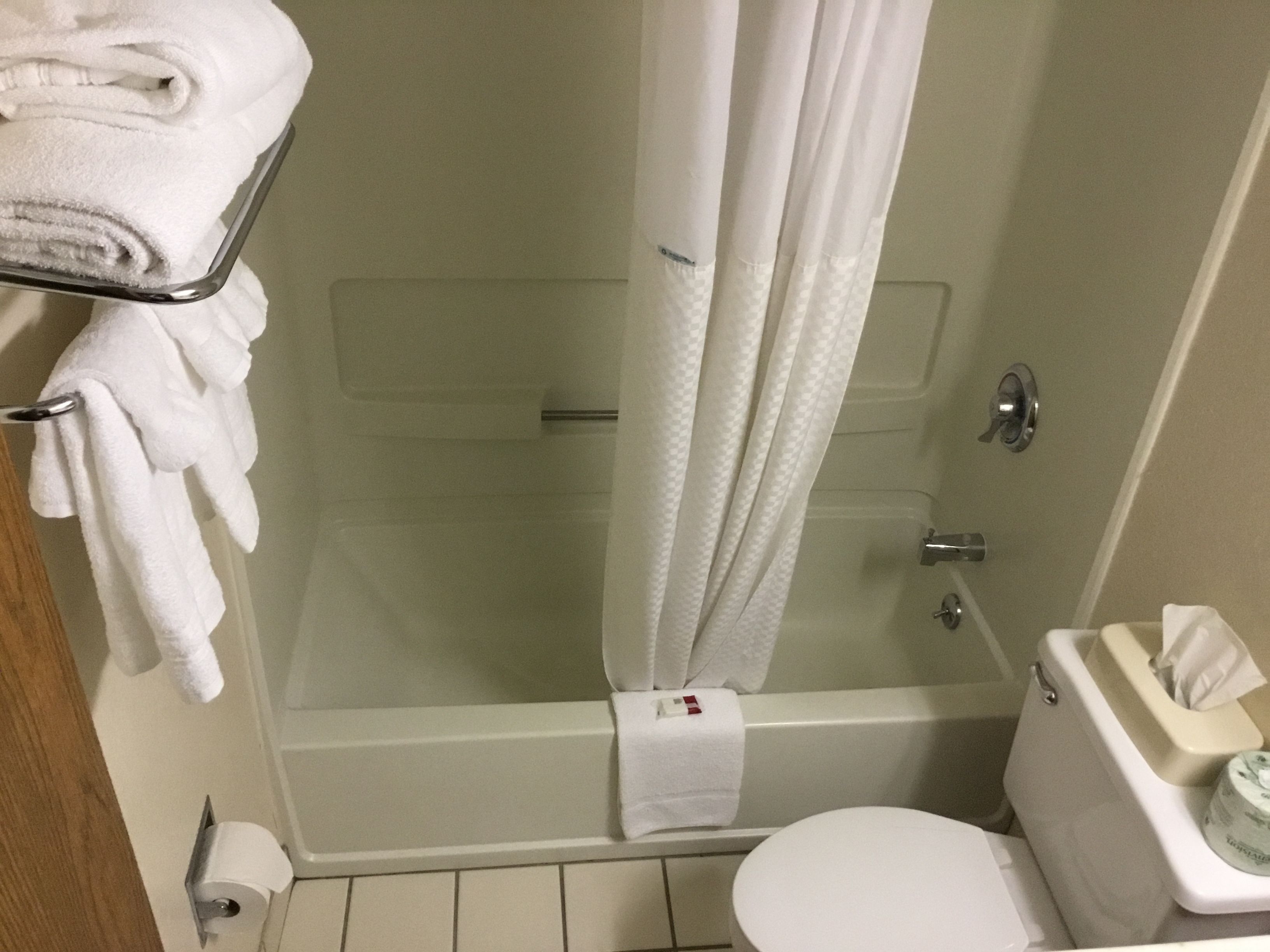 Foto - Super 8 by Wyndham Manchester Airport