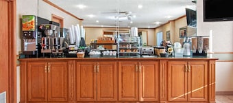 La Quinta Inn & Suites by Wyndham Albuquerque Journal Ctr NW
