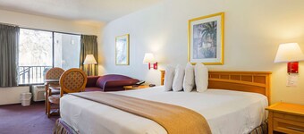 Americas Best Value Inn & Suites Melbourne