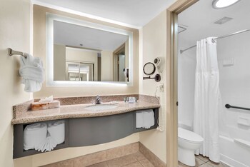 Suite, 1 King Bed with Sofa bed, Non Smoking, Refrigerator (with Sofabed) | Bathroom | Combined shower/tub, free toiletries, hair dryer, towels at Best Western Orlando Gateway Hotel