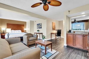 Suite, 1 King Bed, Non Smoking, Refrigerator & Microwave (with Sofabed)
