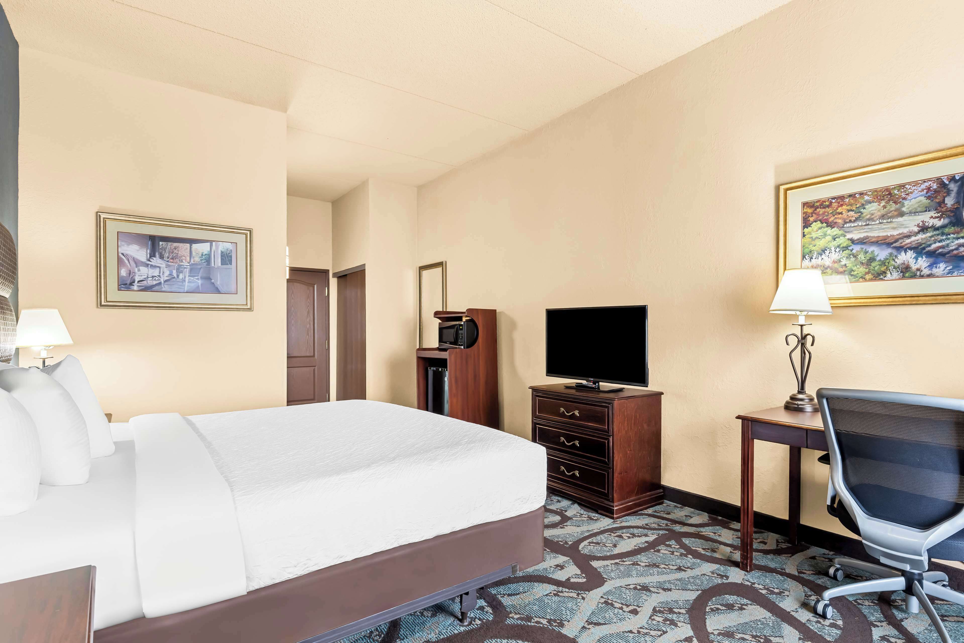 pillow-top beds, in-room safe, desk, laptop workspace