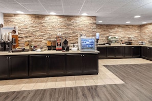 Free daily continental breakfast