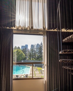 Suite, 1 King Bed with Sofa bed (Coast Townhouse Loft Suite) | City view