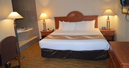 Quality Inn & Suites Lacey Olympia