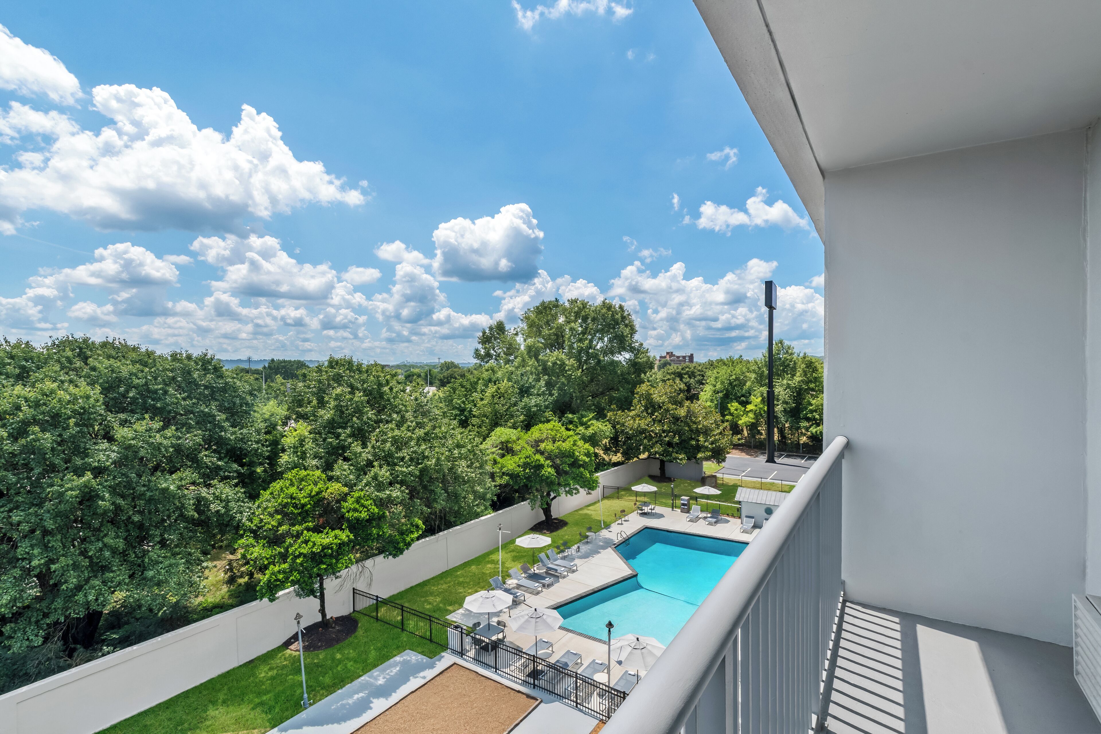 Chambre, 2 grands lits | Balcon