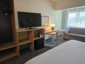 Standard Room, 1 King Bed with Sofa bed, Non Smoking