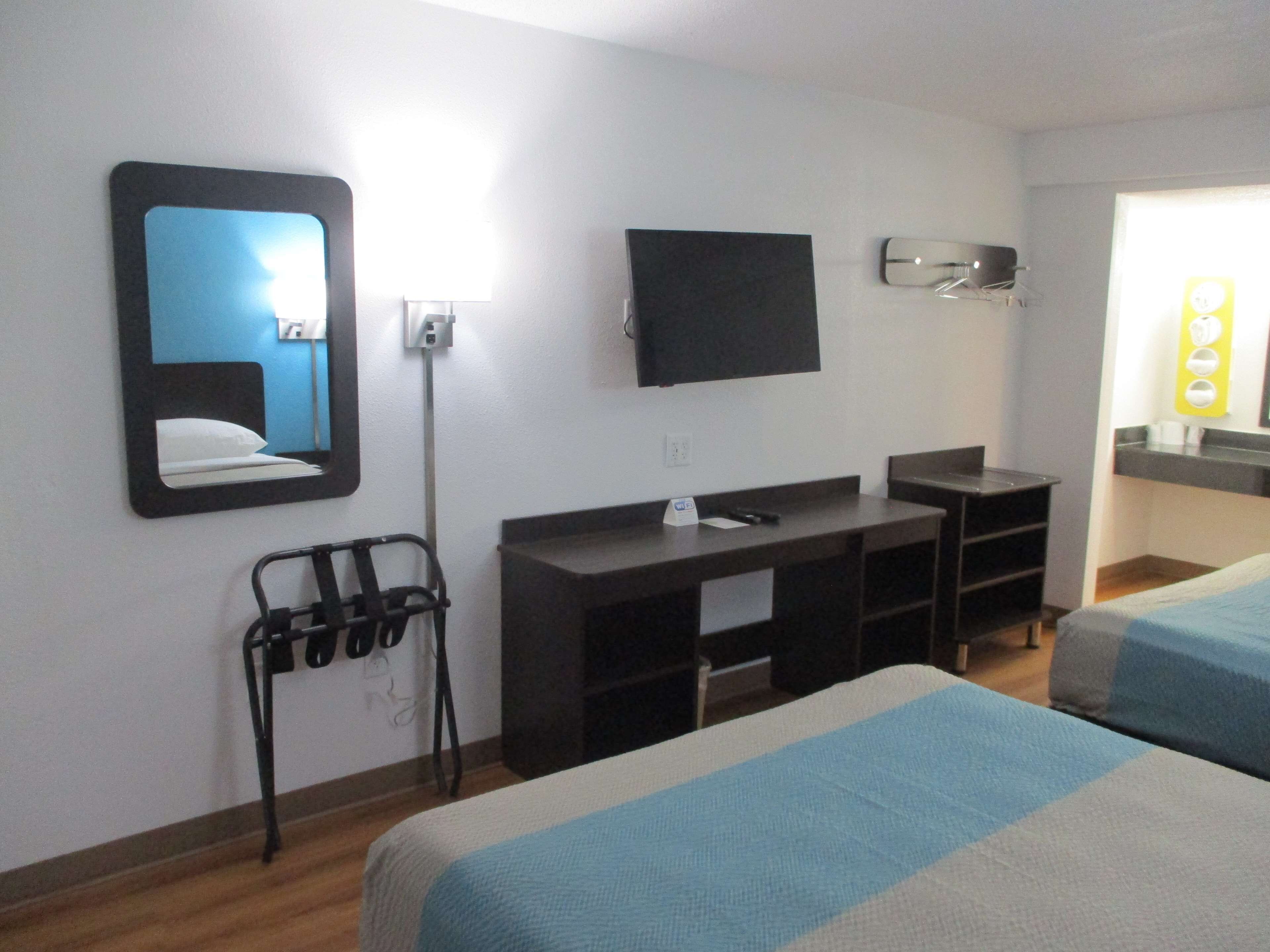 Ameublement unique, accès au Wi-Fi (inclus), literie fournie