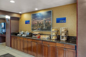 Free daily continental breakfast  - Best Western Alderwood (Lynnwood)