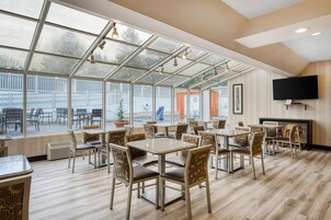 Desayuno continental incluido todos los días 