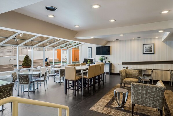 Desayuno continental incluido todos los días