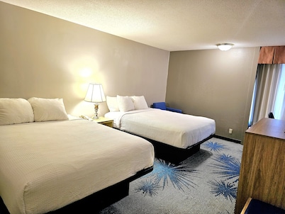 Days Inn by Wyndham Rolla