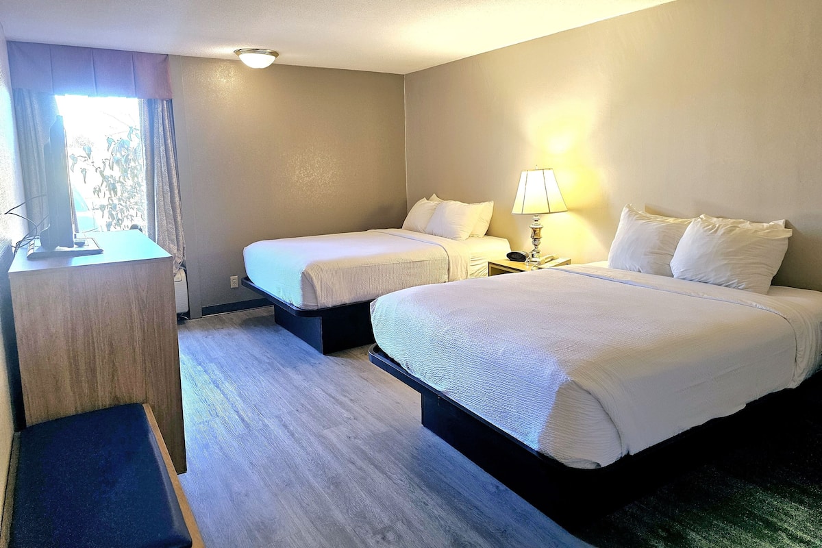 Room, 2 Queen Beds, Non Smoking | 1 bedroom, desk, iron/ironing board, free cribs/infant beds