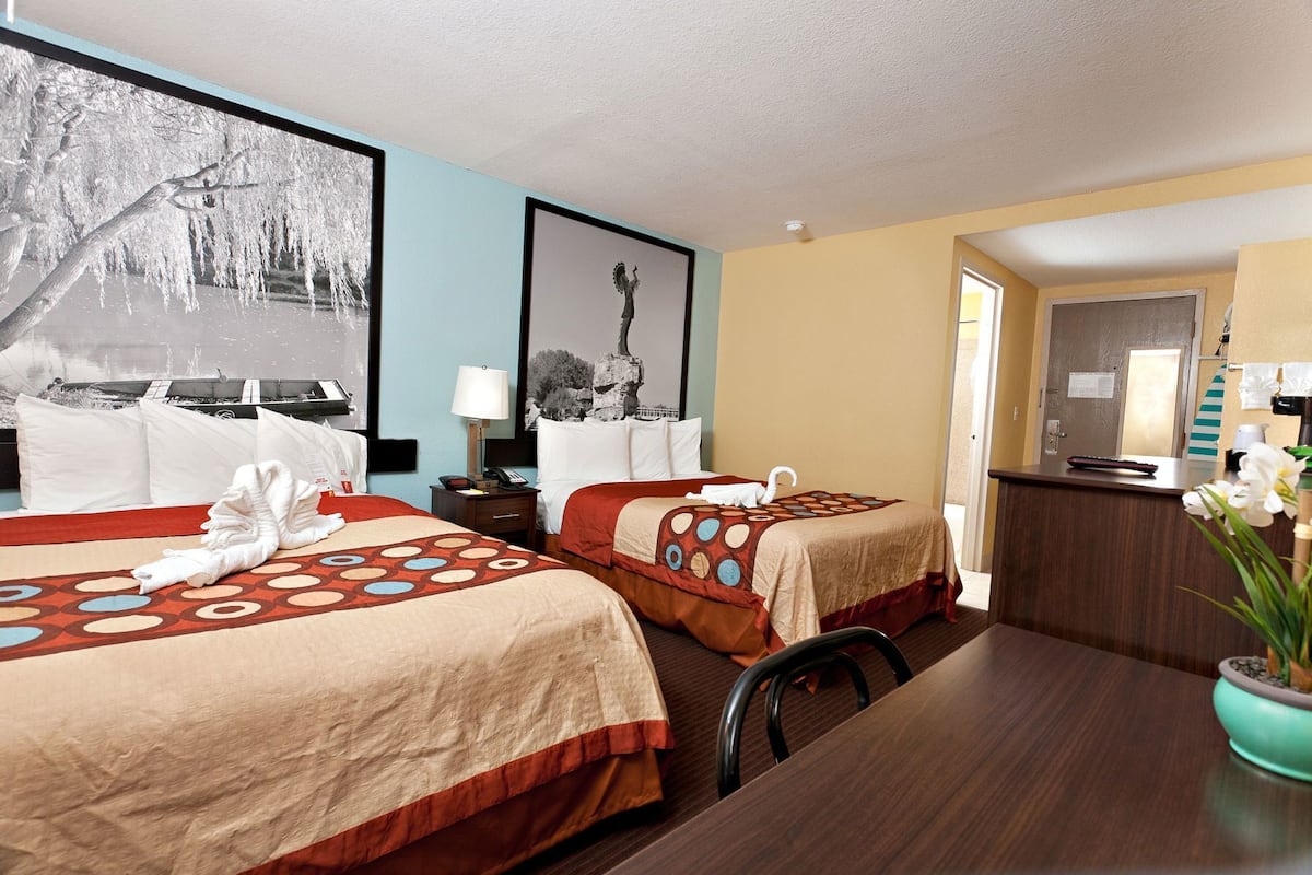 Premium bedding, pillow-top beds, individually furnished, desk