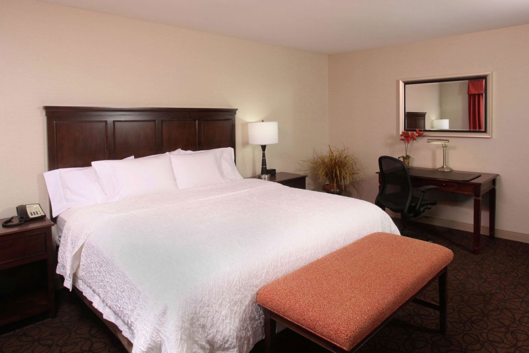 Desk, iron/ironing board, free WiFi, bed sheets