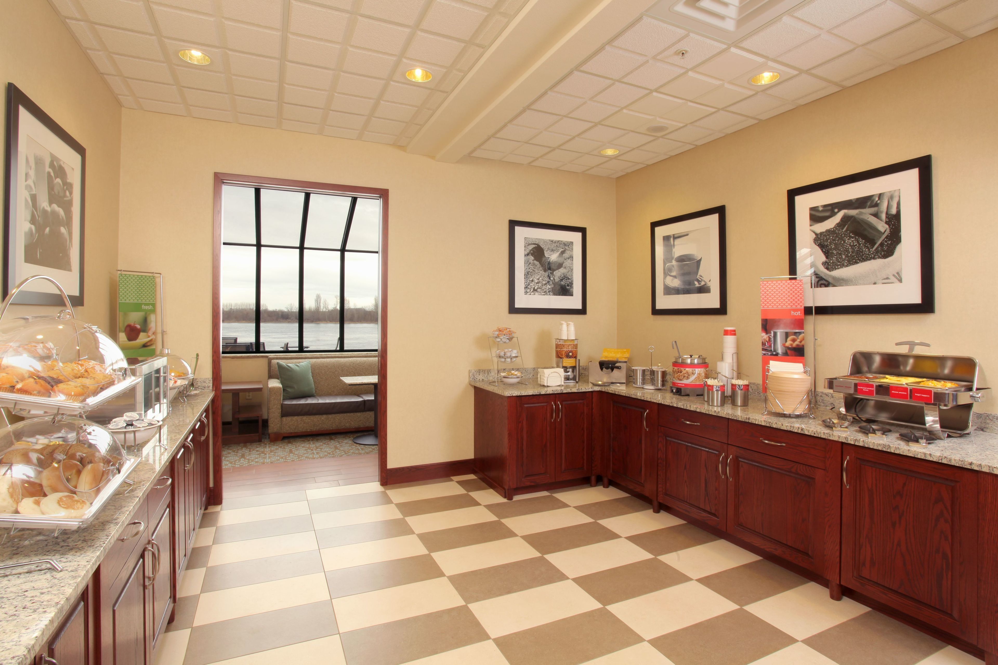 free daily on-the-go breakfast