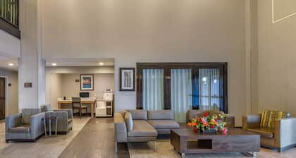Comfort Suites Alpharetta/Roswell - Atlanta Area