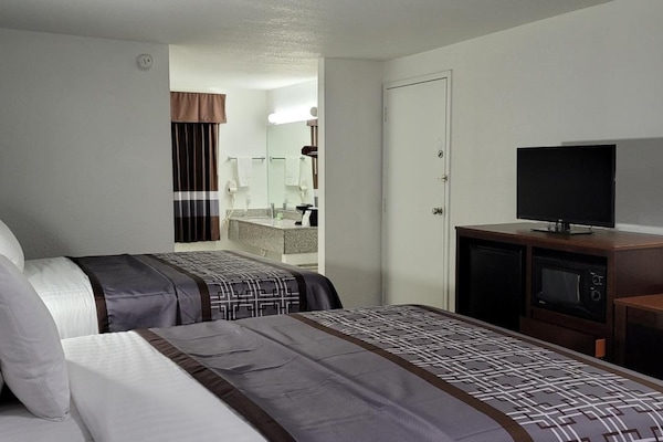 Desk, blackout drapes, iron/ironing board, free WiFi