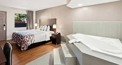 Red Roof Inn Muscle Shoals