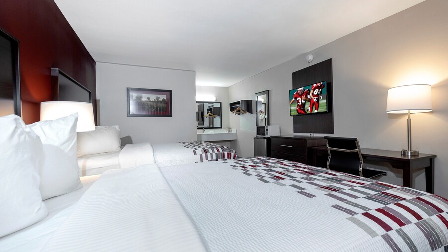 Red Roof Inn Muscle Shoals