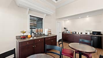 含每日歐陸早餐