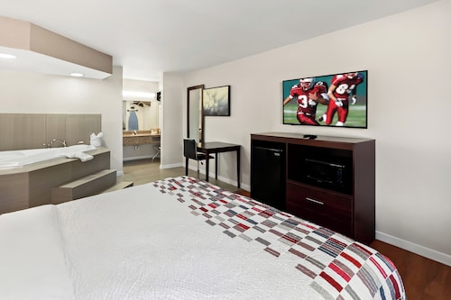 Red Roof Inn Muscle Shoals
