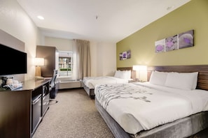 標準客房, 2 張加大雙人床, 非吸煙房 | 書桌、遮光布/窗簾、熨斗/熨衣板、免費搖籃/嬰兒床