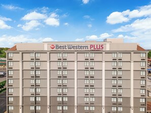 Exterior - Best Western Plus The Charles Hotel (St. Charles)