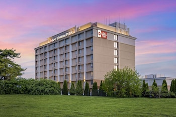 Best Western Plus The Charles Hotel