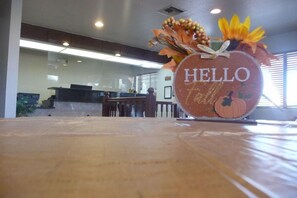 Lobby - Sierra Inn (Sierra Vista)