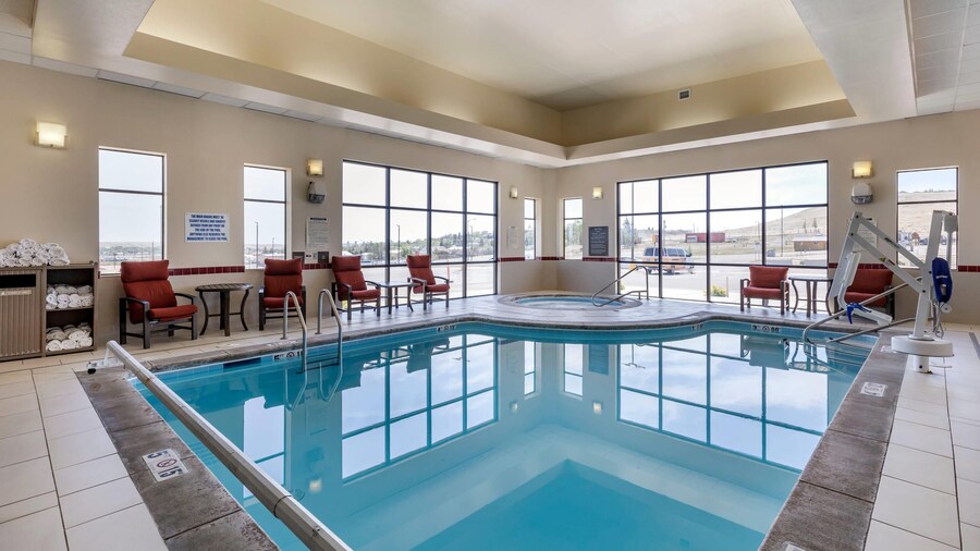 Comfort Inn & Suites Gateway to Glacier National Park