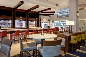 Bar (on property) - Embassy Suites by Hilton Omaha Downtown Old Market (Omaha)