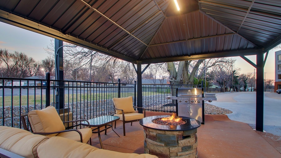 Candlewood Suites Wichita East by IHG