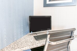 Business center - Quality Inn Findlay (Findlay)