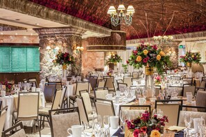 5 restaurantes: opção de café da manhã, almoço e jantar
