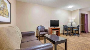 32-inch flat-screen TV with cable channels, TV - Studio 6 Extended Stay Florence, KY - Meijer Dr./Cincinnati (Florence)