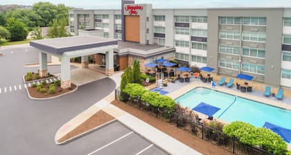 Hampton Inn Manchester Downtown