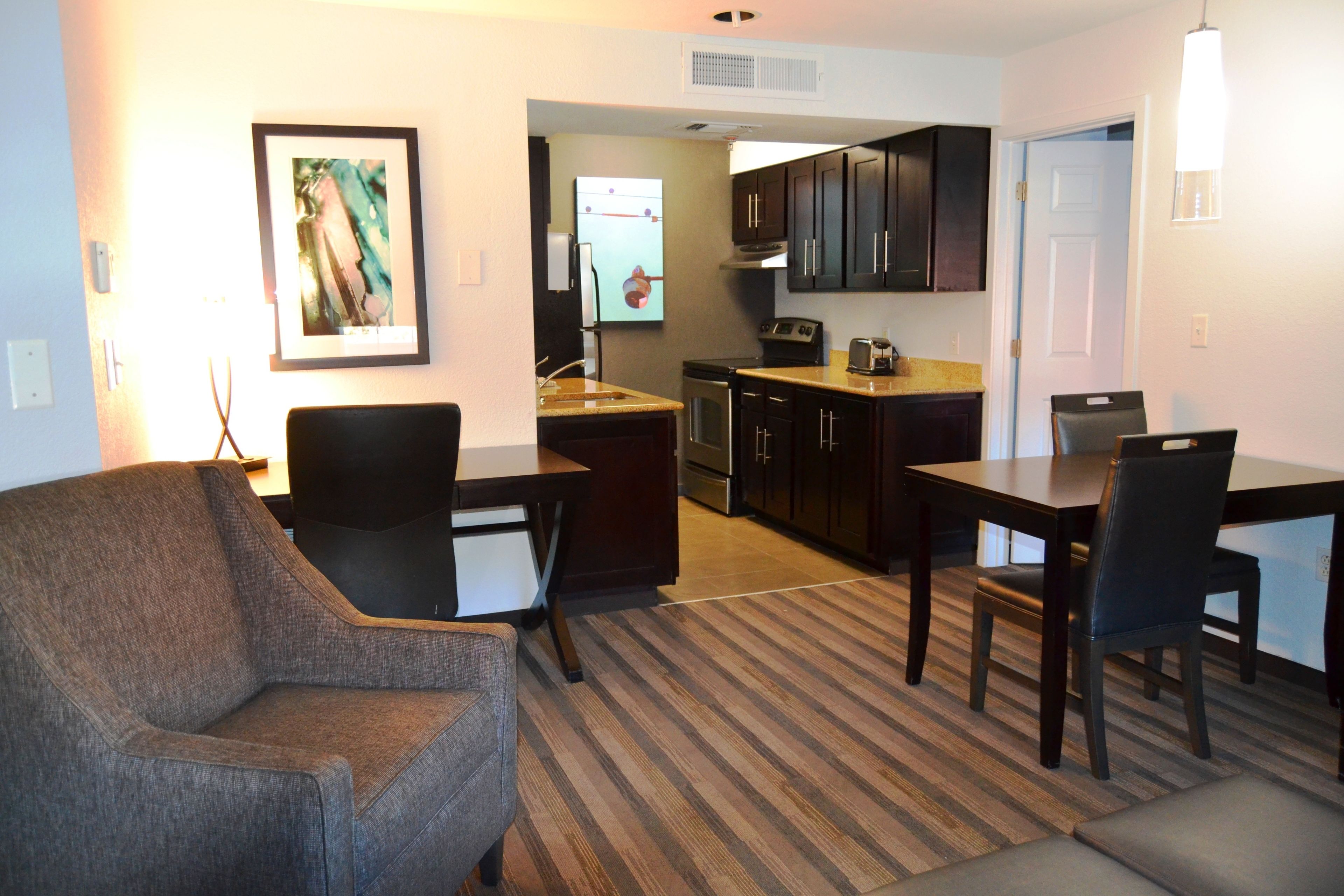 premium bedding, in-room safe, desk, laptop workspace