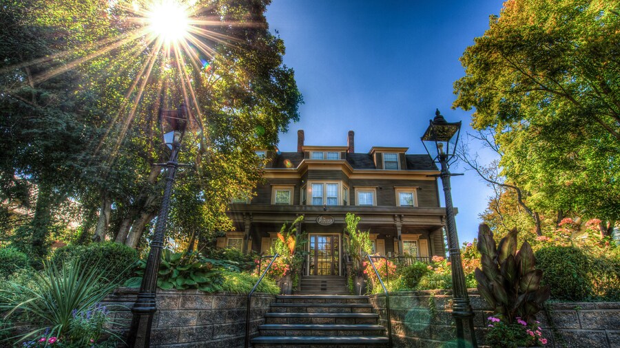 The Peacock Inn, an Ascend Collection Hotel