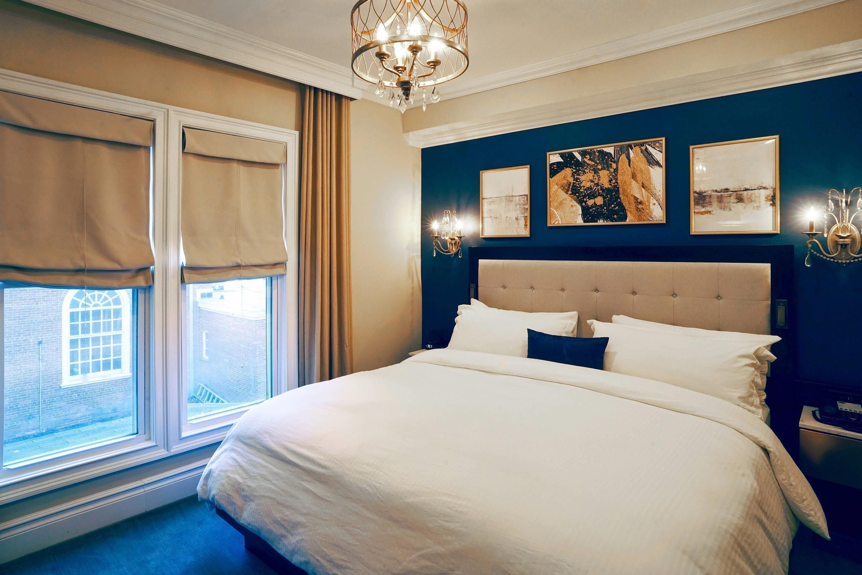 The Peacock Inn, an Ascend Collection Hotel Reviews, Deals