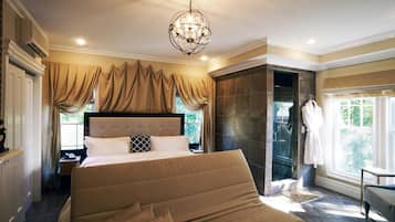 Standard Room, 1 Queen Bed, Non Smoking | Frette Italian sheets, premium bedding, down comforters, pillowtop beds